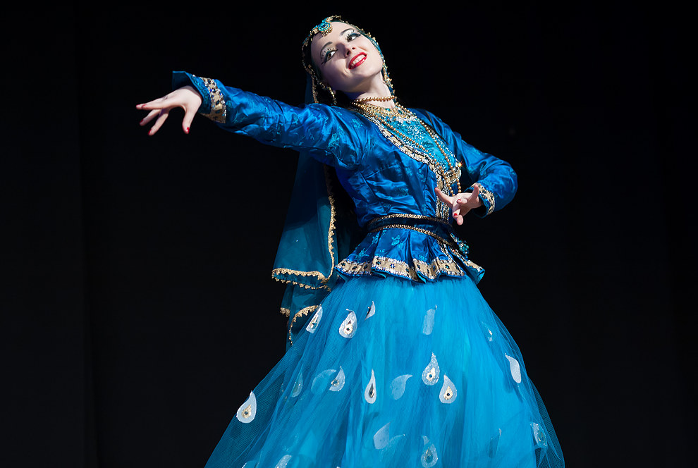 Apsara - Taniec kadżarski (Qajar dance, Iran) ("Teatr Tańca" Wielkiej Orkiesty Świątecznej Pomocy w ArtBemie)